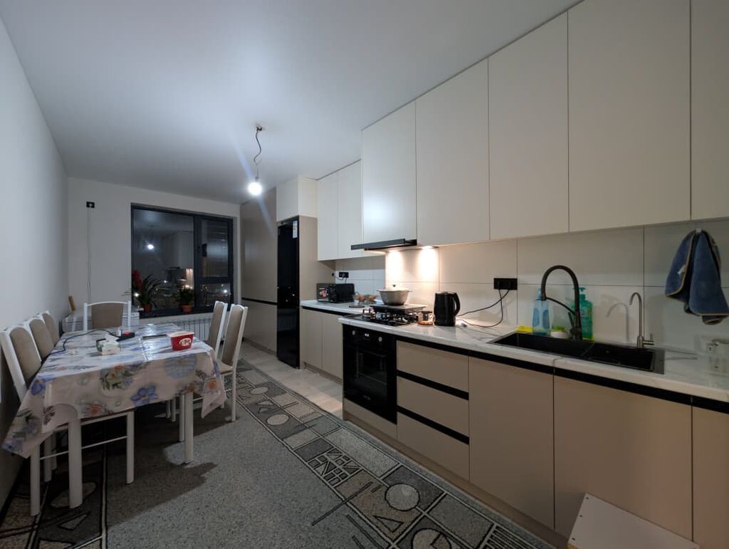 3 комнаты, 96 м², АЮ Гранд Элитка, 10 этаж, Евроремонт: фото 2