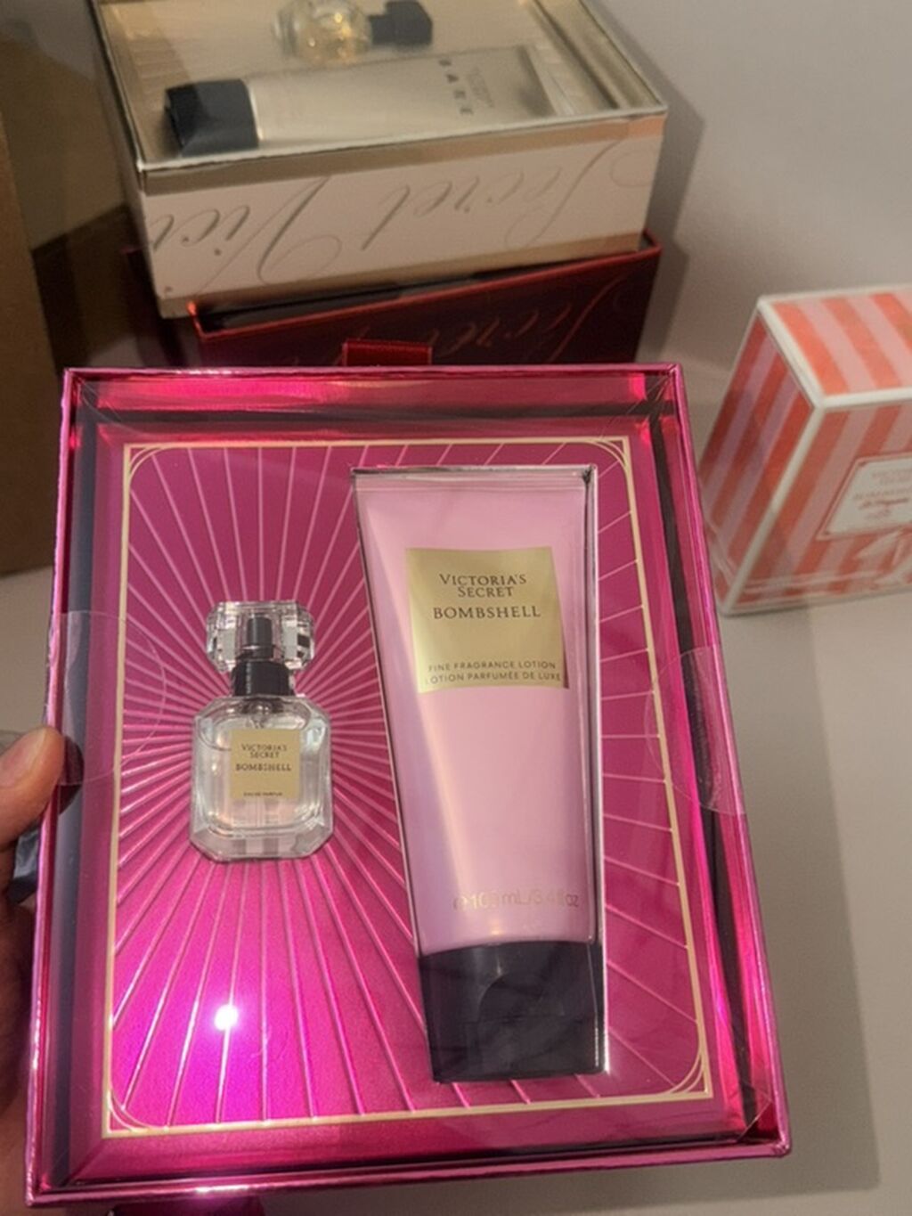 Наборы и спреи для тела Victoria’s Secret 1) Подарочный набор: фото 2