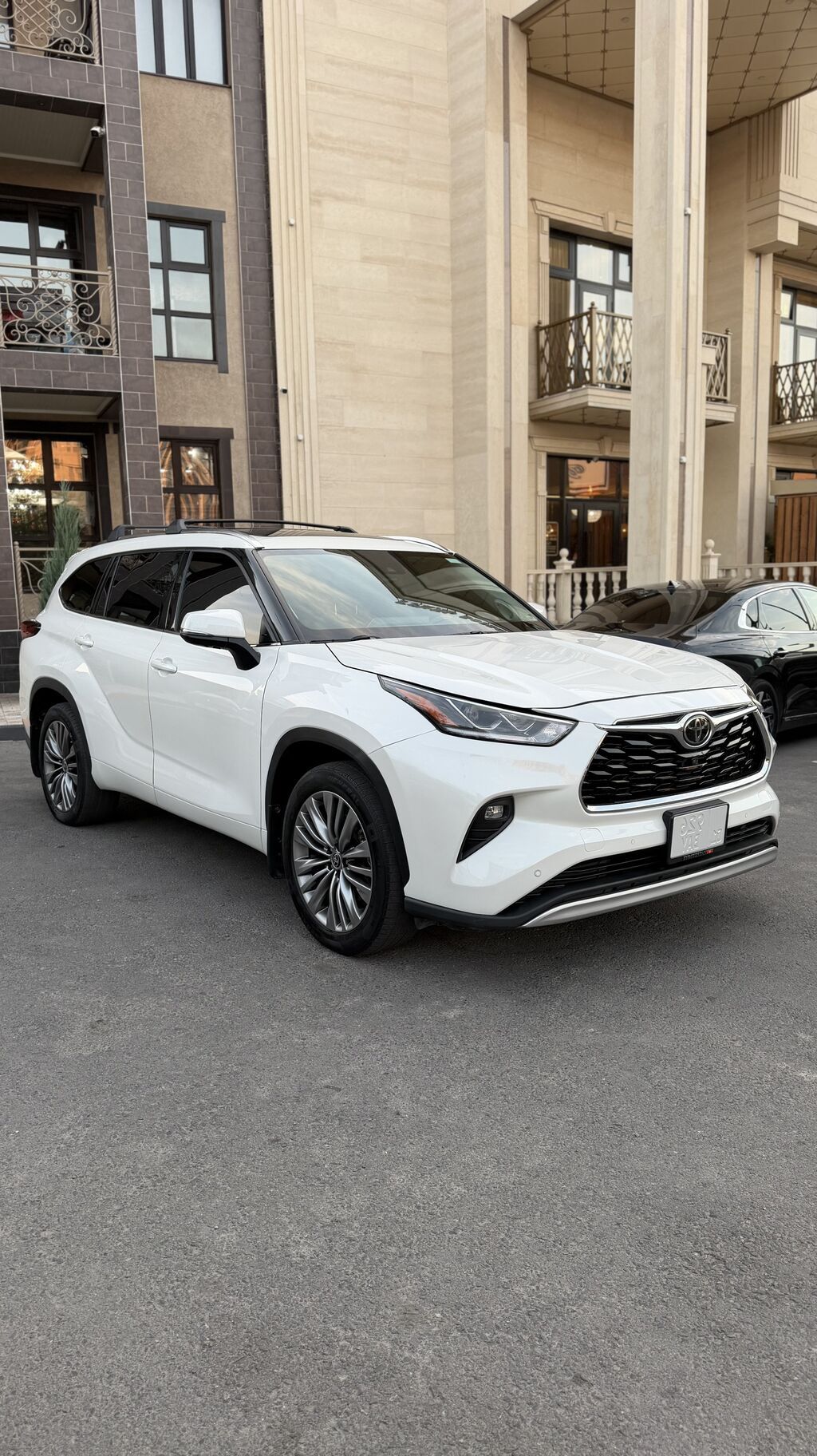 Toyota Highlander: 2021 г., 2.5 л, Автомат, Бензин, Кроссовер: фото 2
