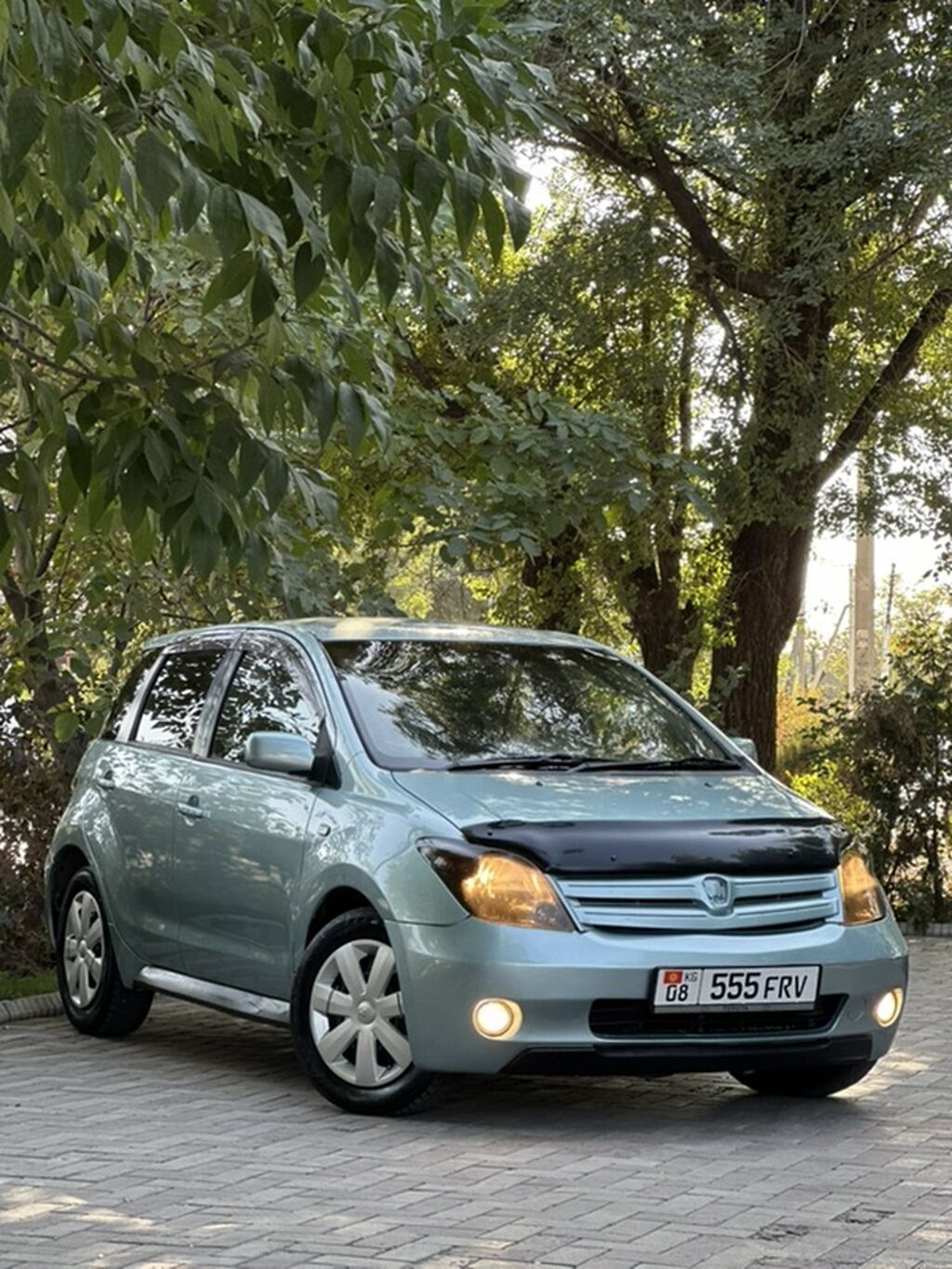 Toyota Ist: 2003 г., 1.5 л, Автомат, Бензин, Хэтчбэк: фото 3