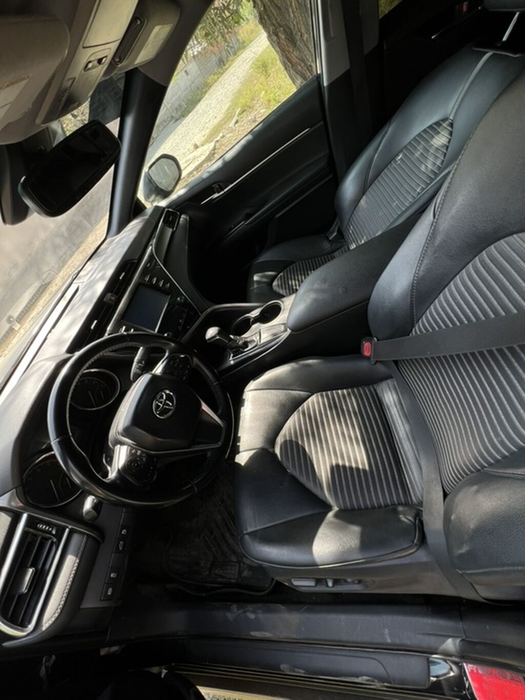 Toyota Camry: 2018 г., Бензин, Седан: фото 8
