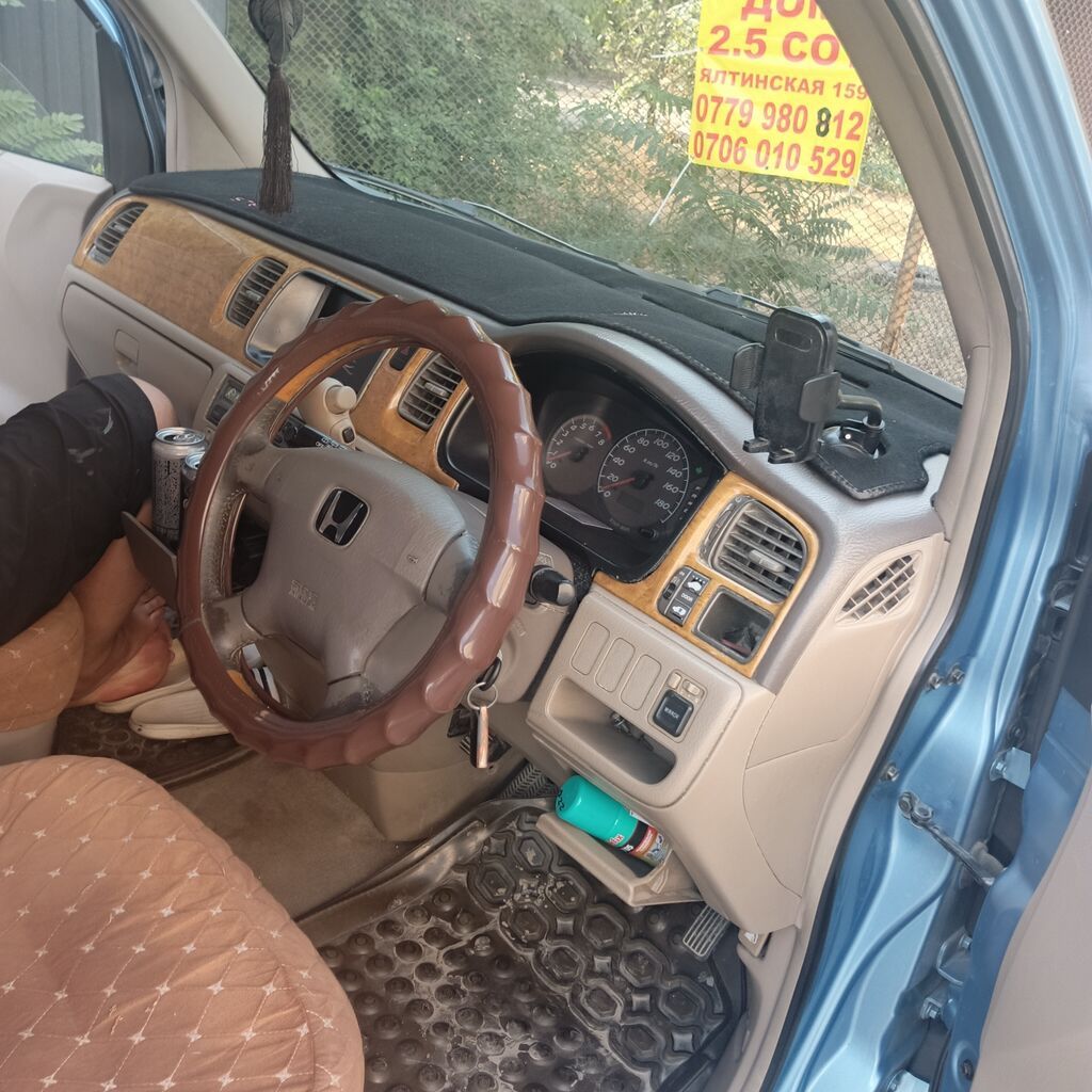 Honda Mobilio: 2002 г., 2 л, Автомат, Бензин, Минивэн: фото 6