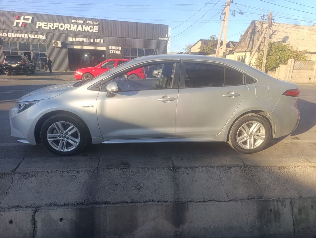 Toyota Levin: 2020 г., 1.8 л, Гибрид, Седан: фото 2