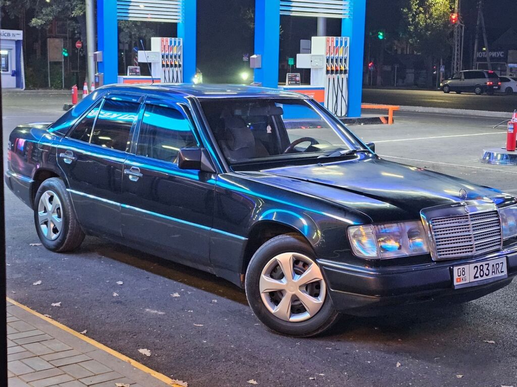Mercedes-Benz W124: 1992 г., 2.3 л, Автомат, Бензин, Седан: фото 2