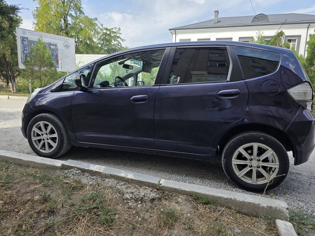 Honda Jazz: 2009 г., 1.5 л, Робот, Бензин: фото 3