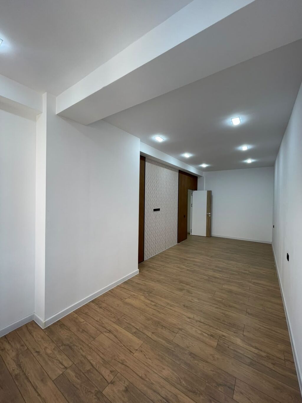3 комнаты, 86 м², Фрунзе мкр., Элитка, 9 этаж, Дизайнерский ремонт: фото 2