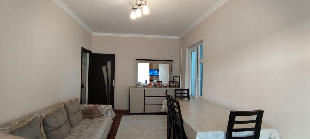 8-ci kilometrdə 2 otaqlı köhnə tikili mənzil satılır, 65 m², 175 000 AZN, şəkil 3 / 7