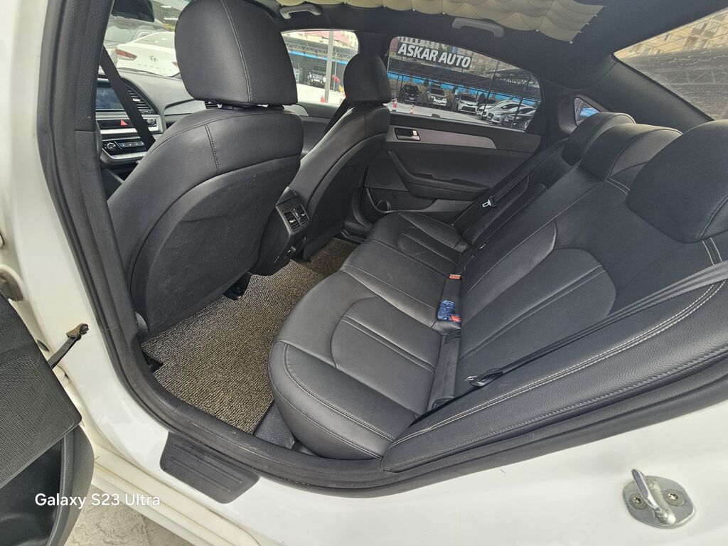 Hyundai Solaris: 2020 г., 2 л, Автомат, Газ, Седан: фото 8