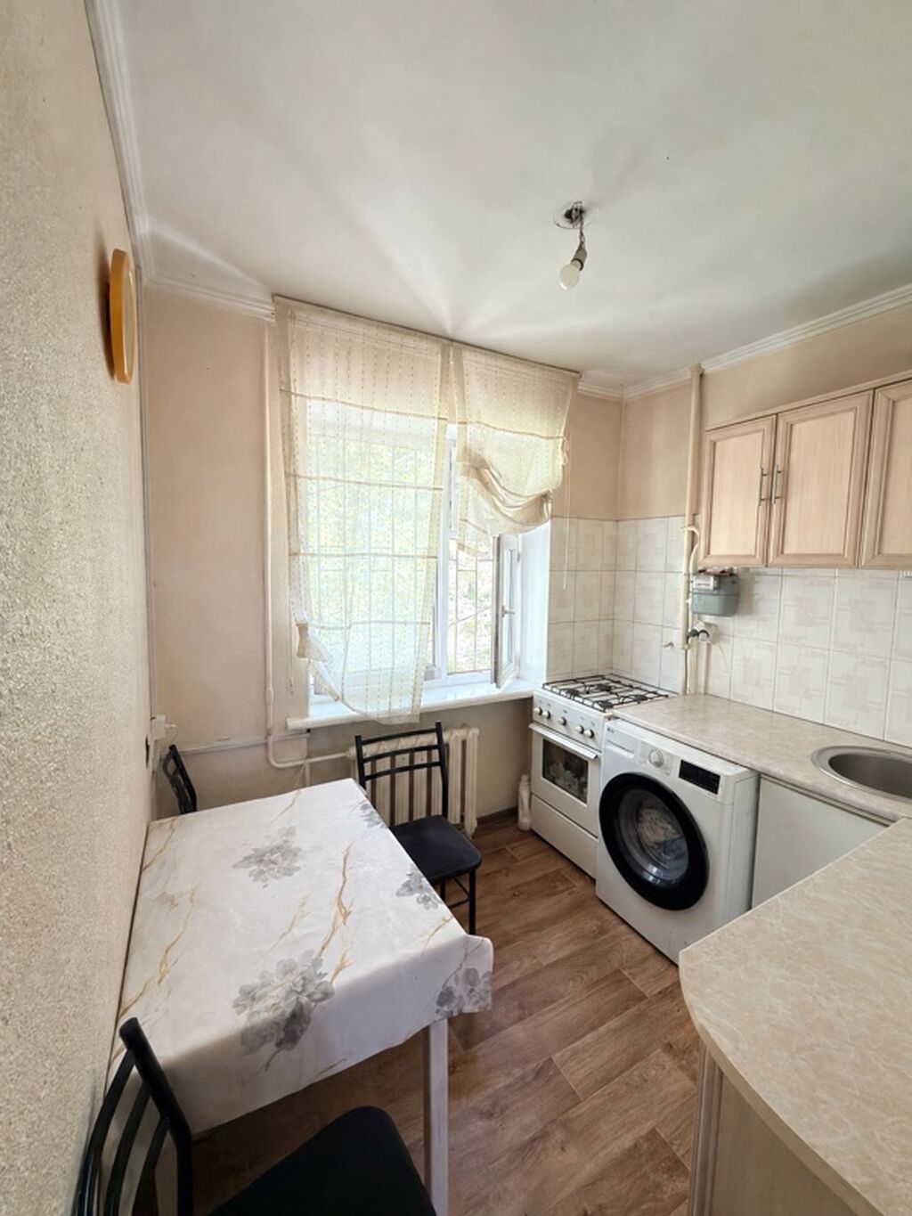 3 комнаты, 63 м², Азия Молл 104 серия, 1 этаж, Косметический ремонт: фото 2