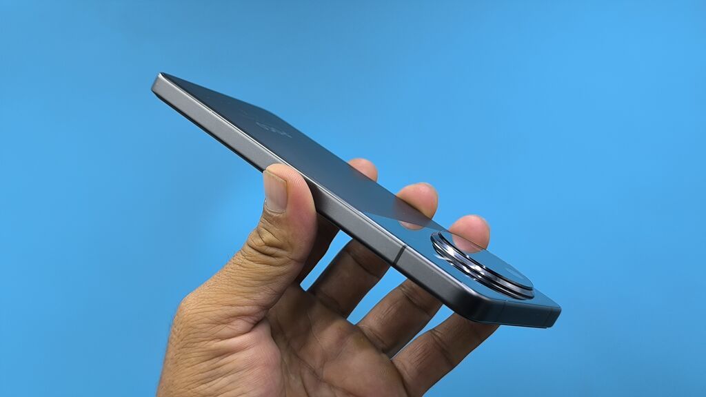 Poco F7 Pro, Новый, 256 ГБ, цвет - Черный, 2 SIM: фото 3