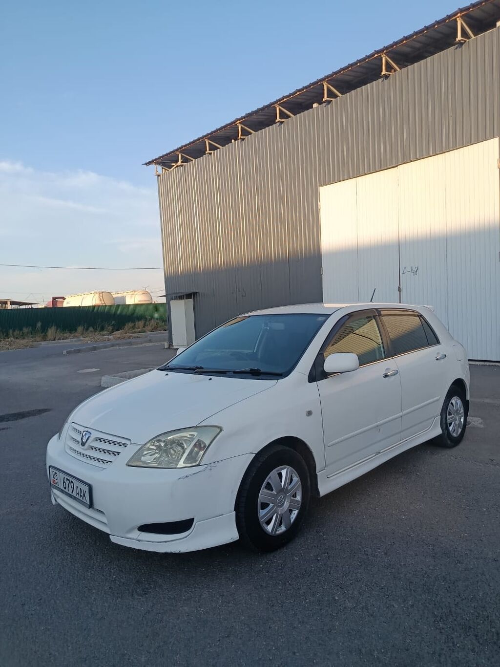 Toyota Allex: 2003 г., 1.5 л, Автомат, Бензин, Хэтчбэк: фото 1