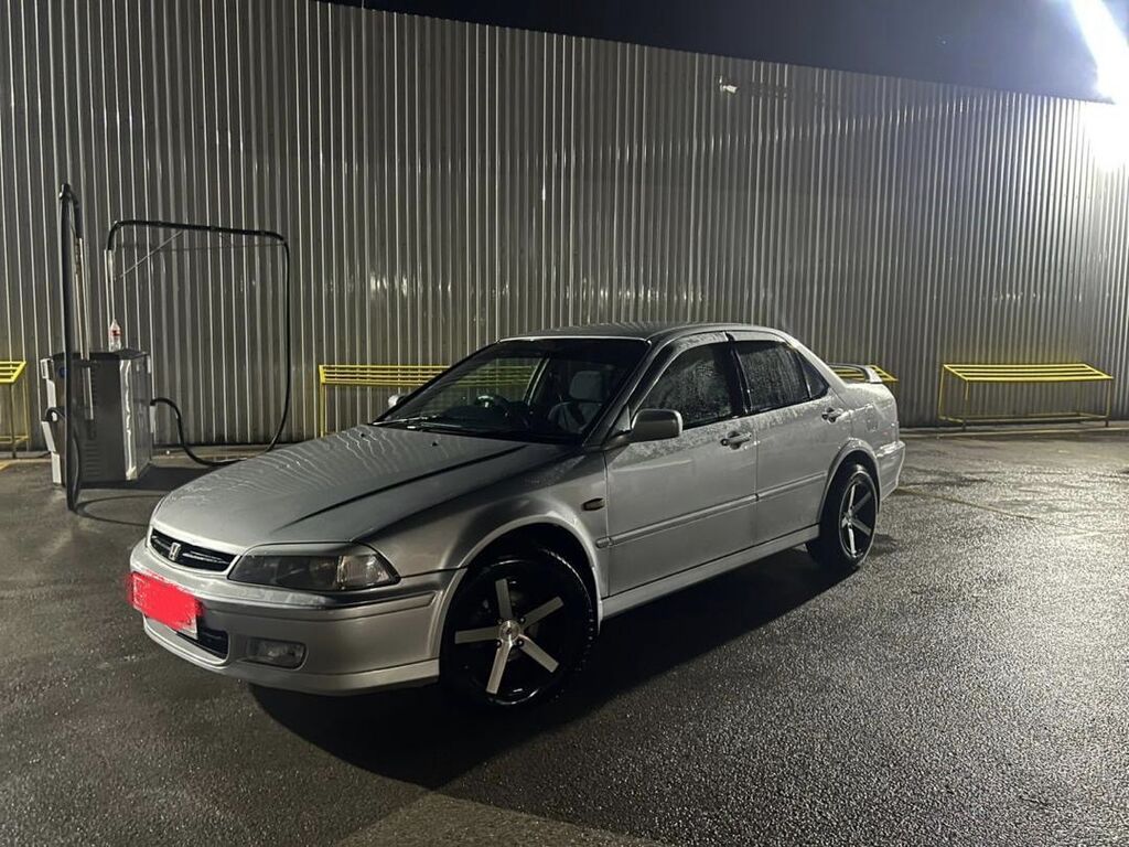Honda Accord: 2001 г., 1.8 л, Автомат, Бензин: фото 2