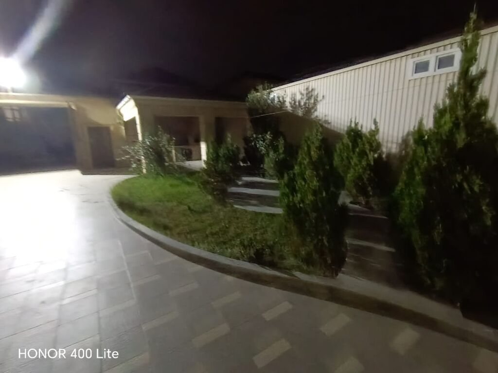 150 kv. m, 6 otaqlı, Kombi, Qaz, İşıq