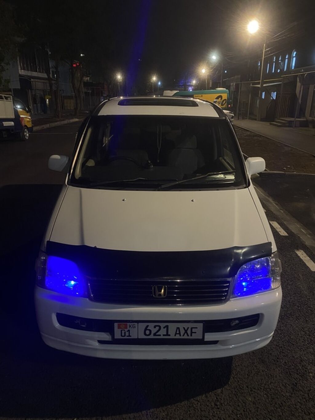 Honda Stepwgn: 2000 г., 2 л, Автомат, Бензин, Минивэн: фото 2