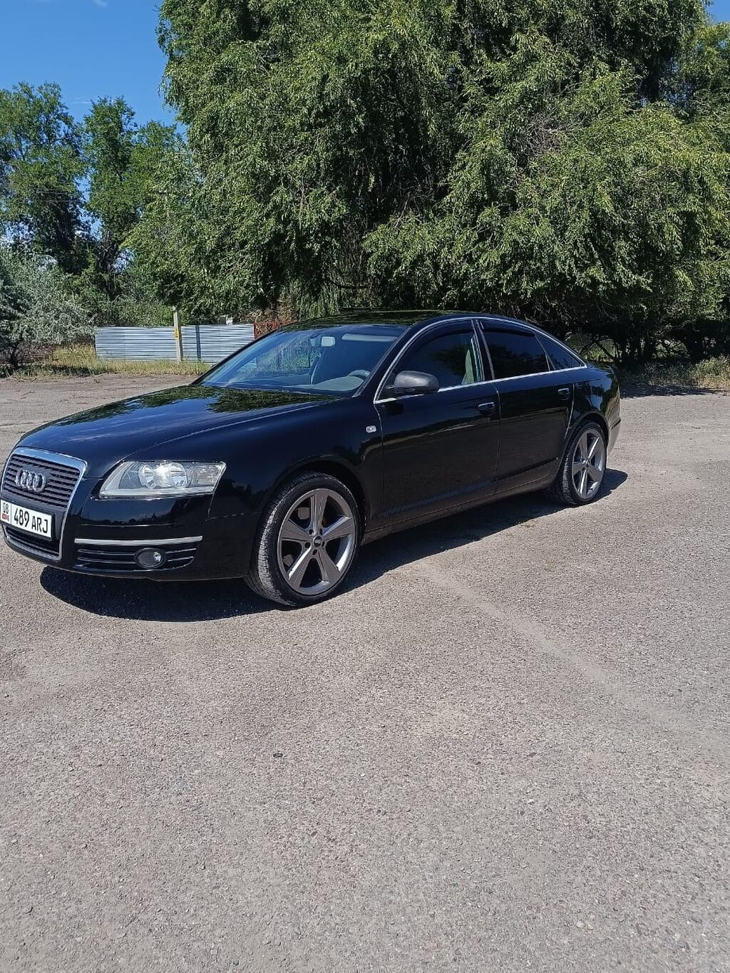 Audi A6: 2006 г., 2.4 л, Автомат, Бензин, Седан: фото 2