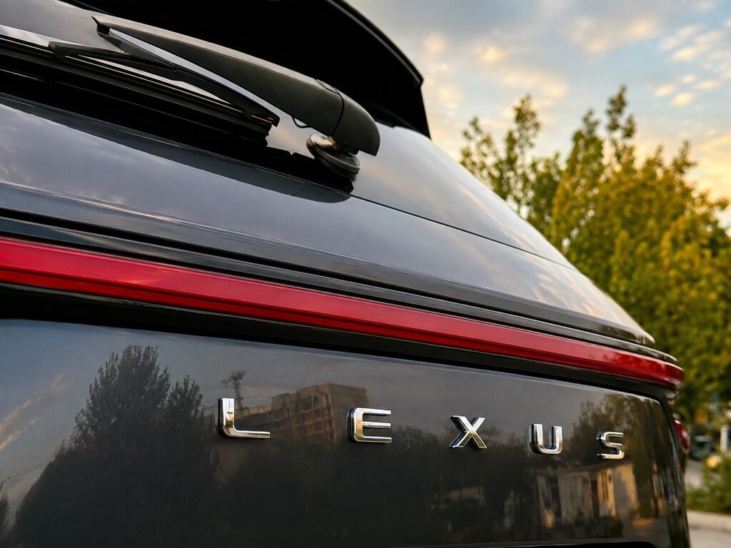 Lexus NX: 2023 г., 2.5 л, Автомат, Гибрид, Кроссовер: фото 8