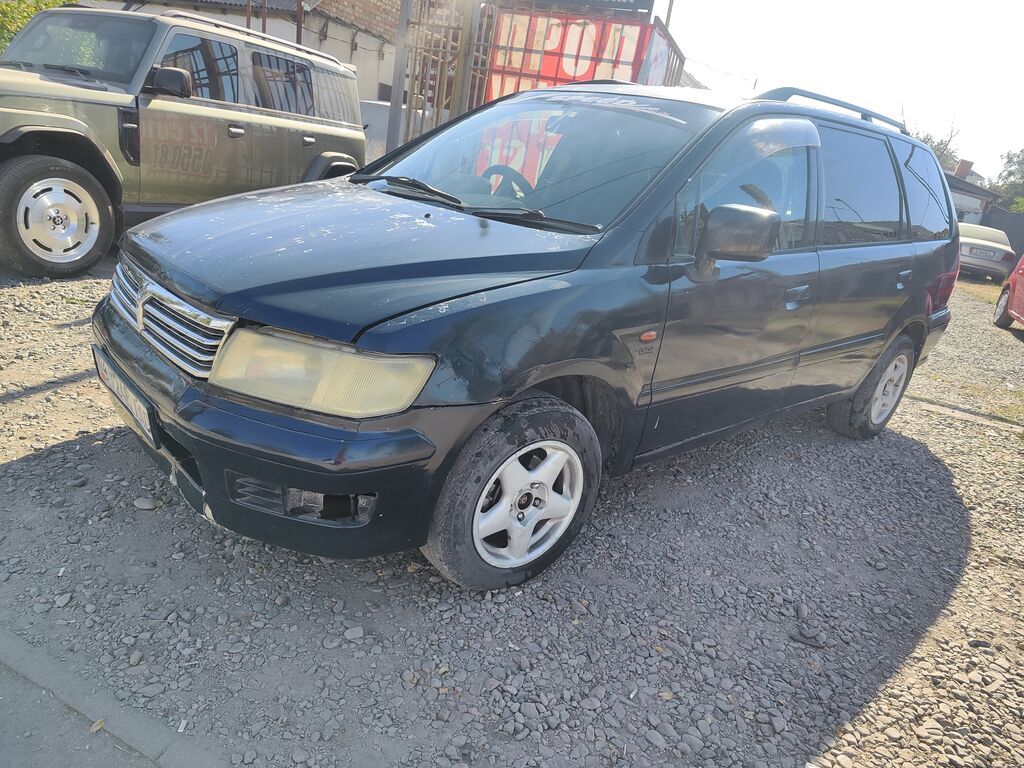 Mitsubishi Chariot: 1998 г., 2.4 л, Автомат, Бензин, Минивэн: фото 3