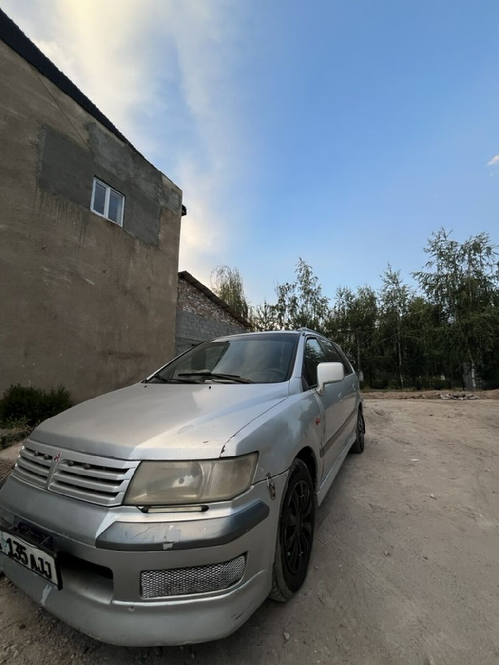 Mitsubishi Space Wagon: 2000 г., 2.4 л, Механика, Бензин, Универсал: фото 6