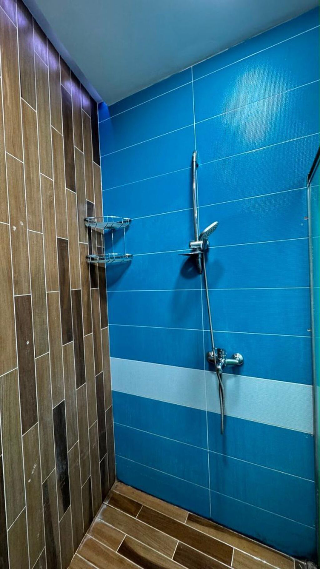 Kirayə 4 otaqlı mənzil – Xətai metrosuna yaxın, Natiq Əliyev küç.