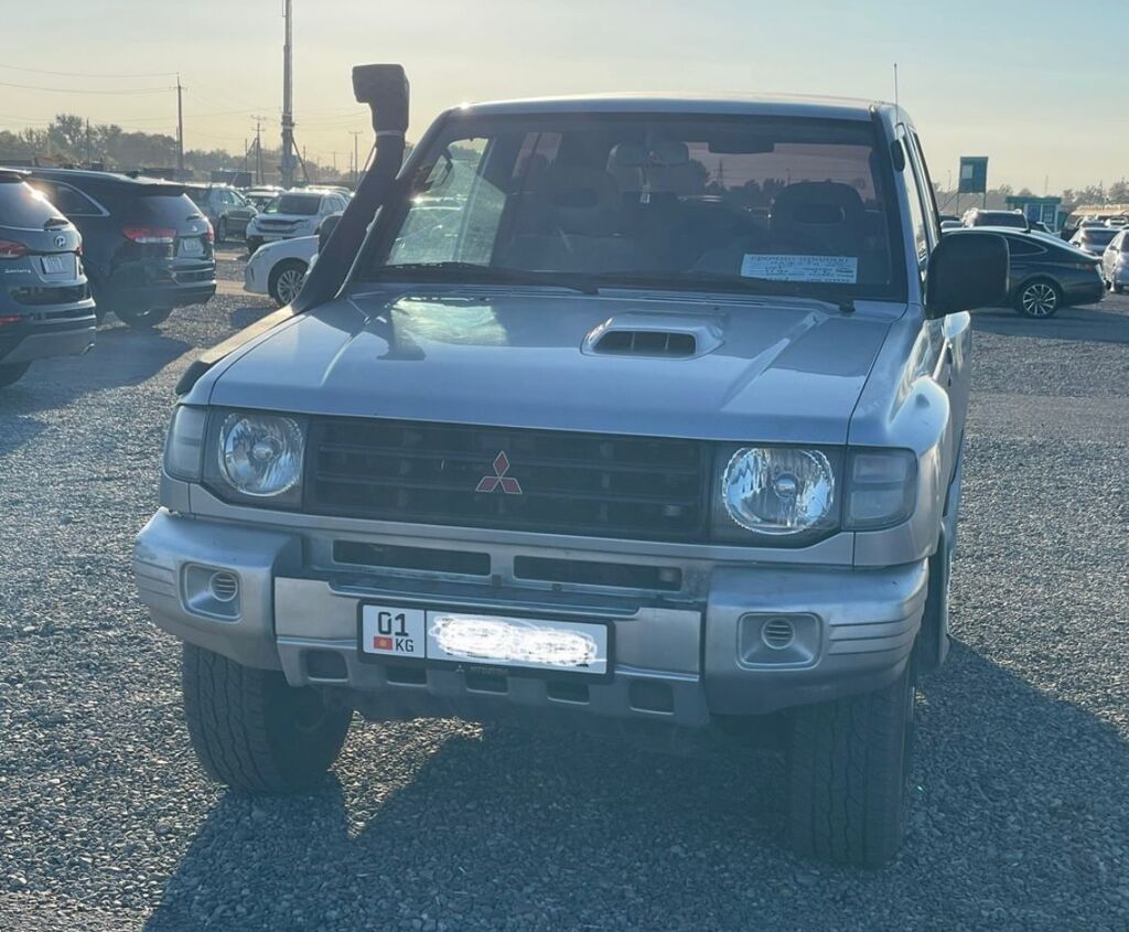 Mitsubishi Pajero: 2003 г., 2.5 л, Механика, Дизель, Внедорожник: фото 8