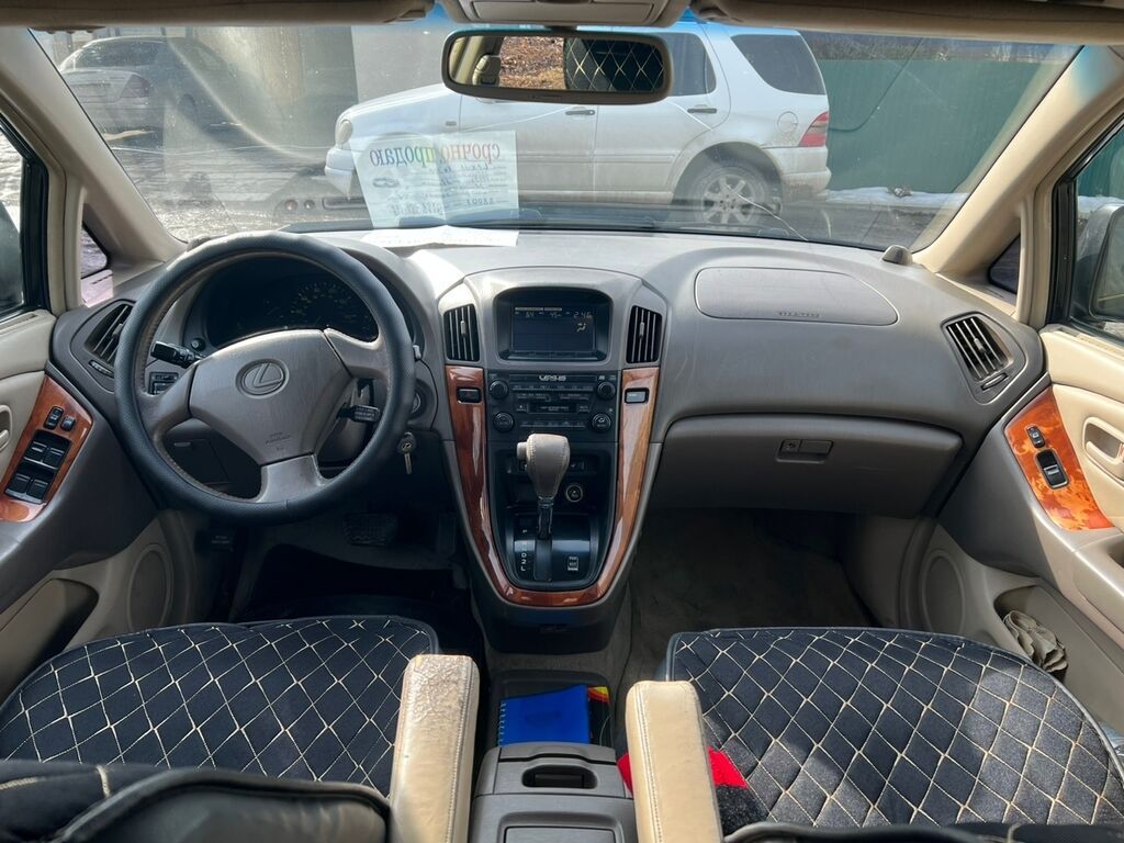 Lexus RX: 1999 г., 3 л, Автомат, Газ, Кроссовер: фото 6