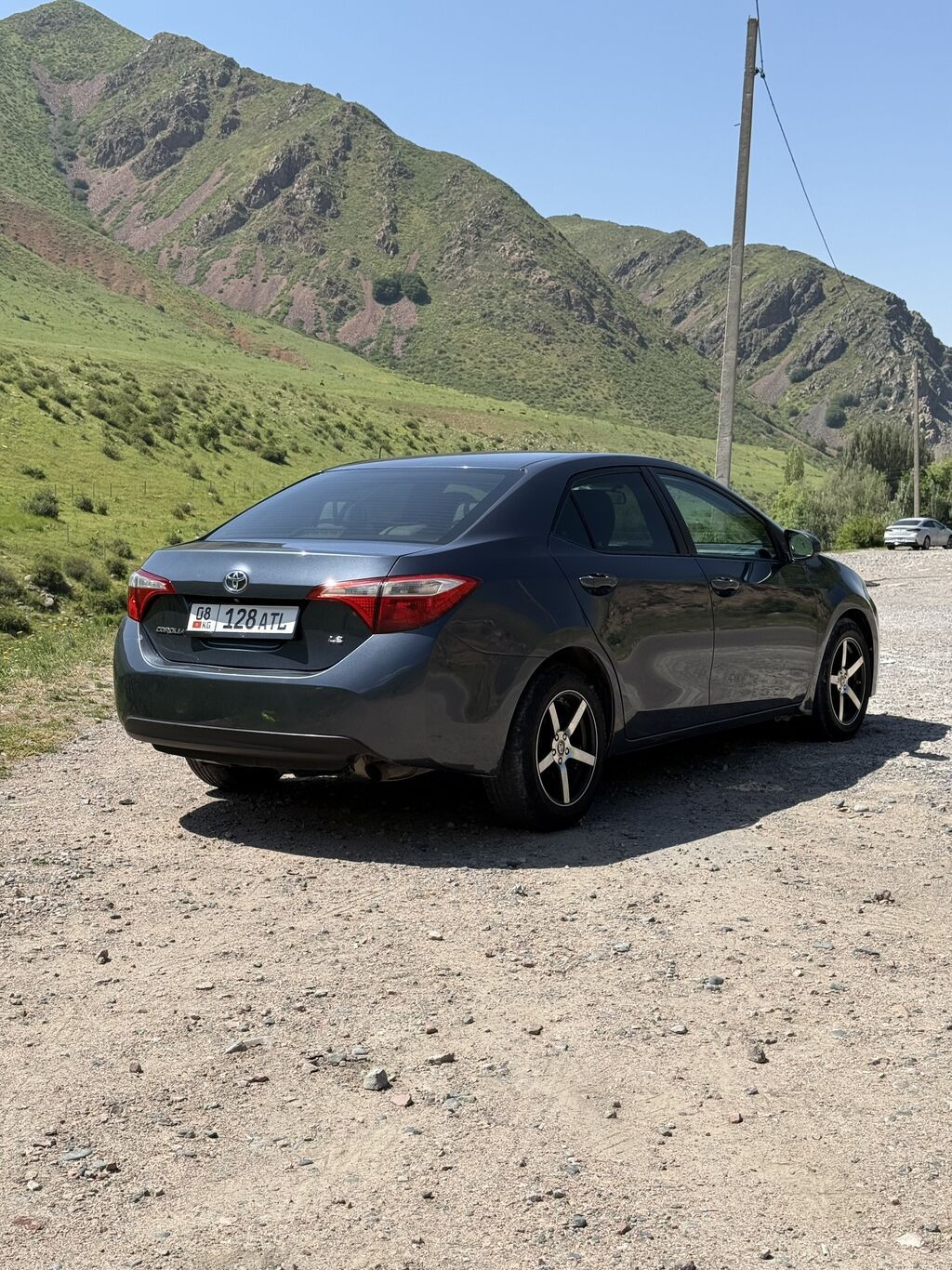 Toyota Corolla: 2016 г., 1.8 л, Вариатор, Бензин, Седан: фото 2