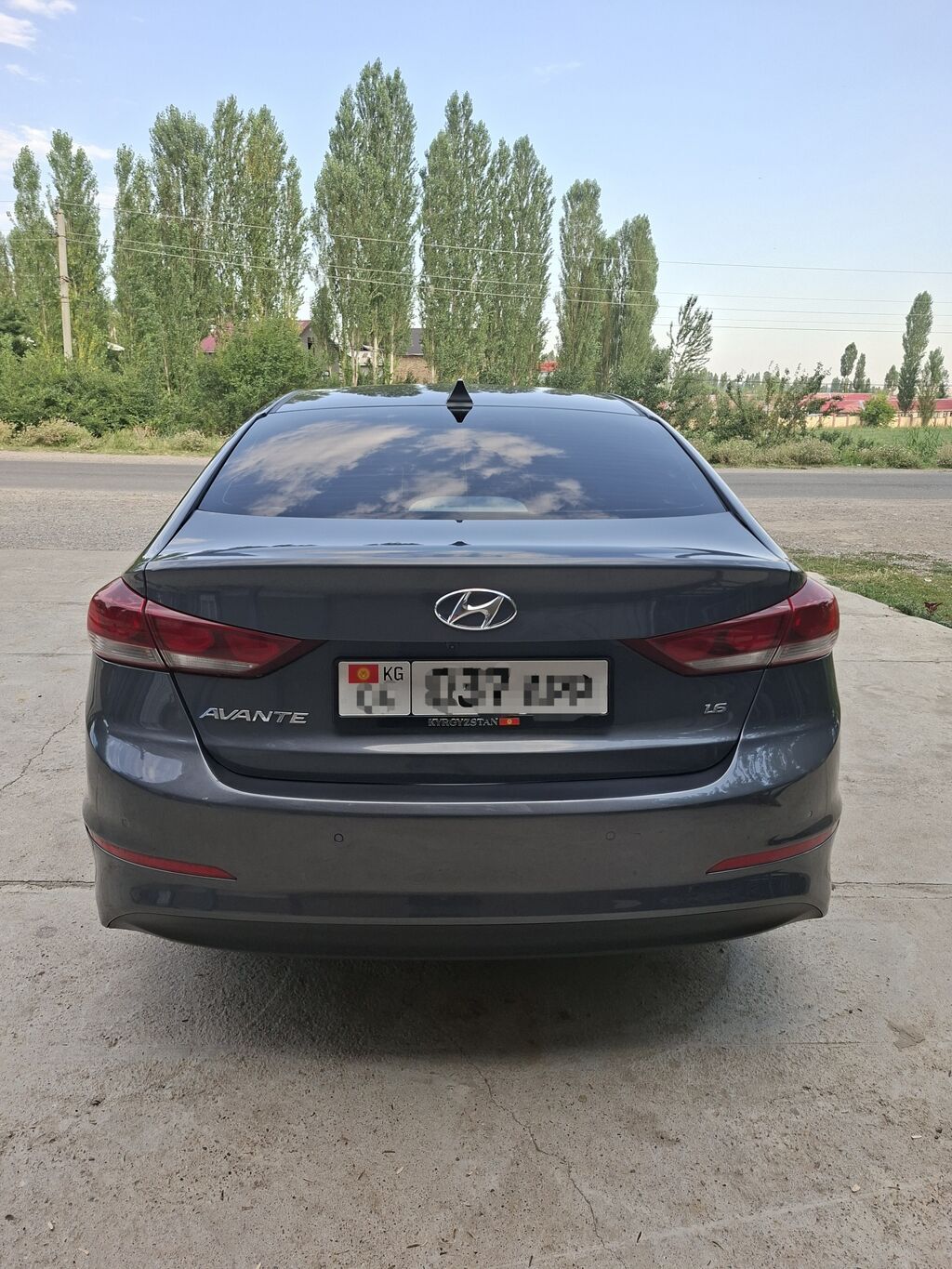 Hyundai Avante: 2018 г., 1.6 л, Автомат, Бензин, Седан: фото 2
