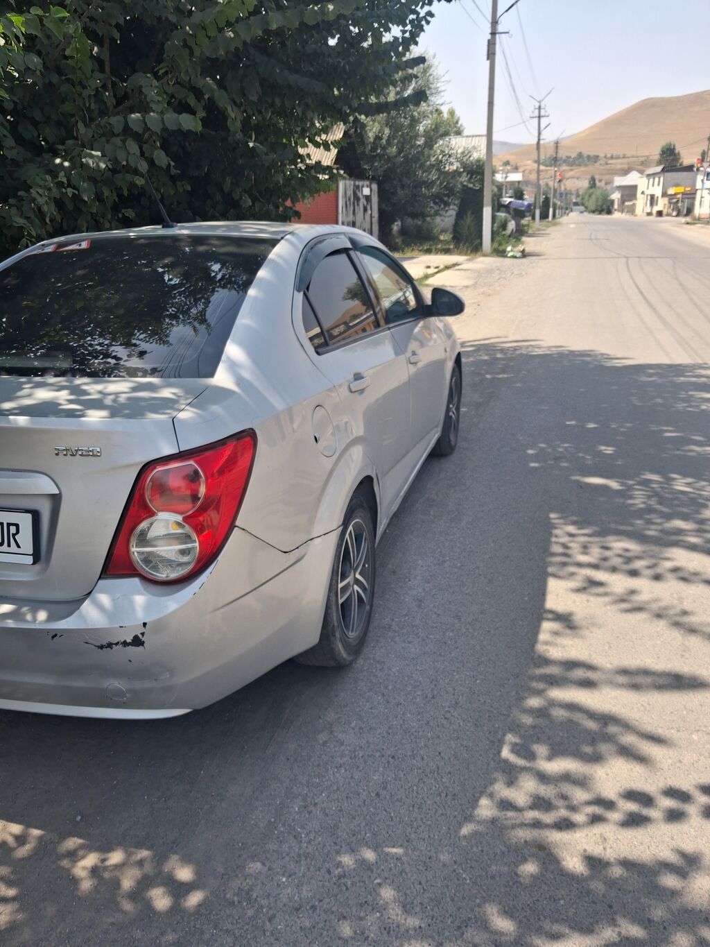 Продам Chevrolet Aveo 2012, автомат, 1.6 л: фото 4