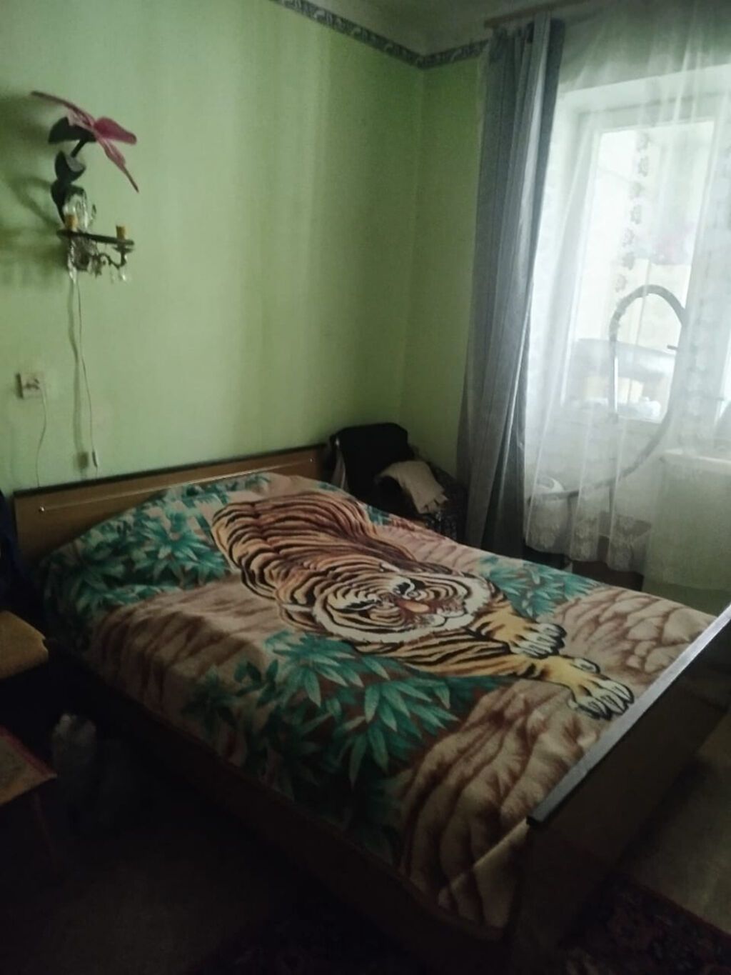 2 комнаты, 52 м², 106 серия, 1 этаж, Старый ремонт: фото 2