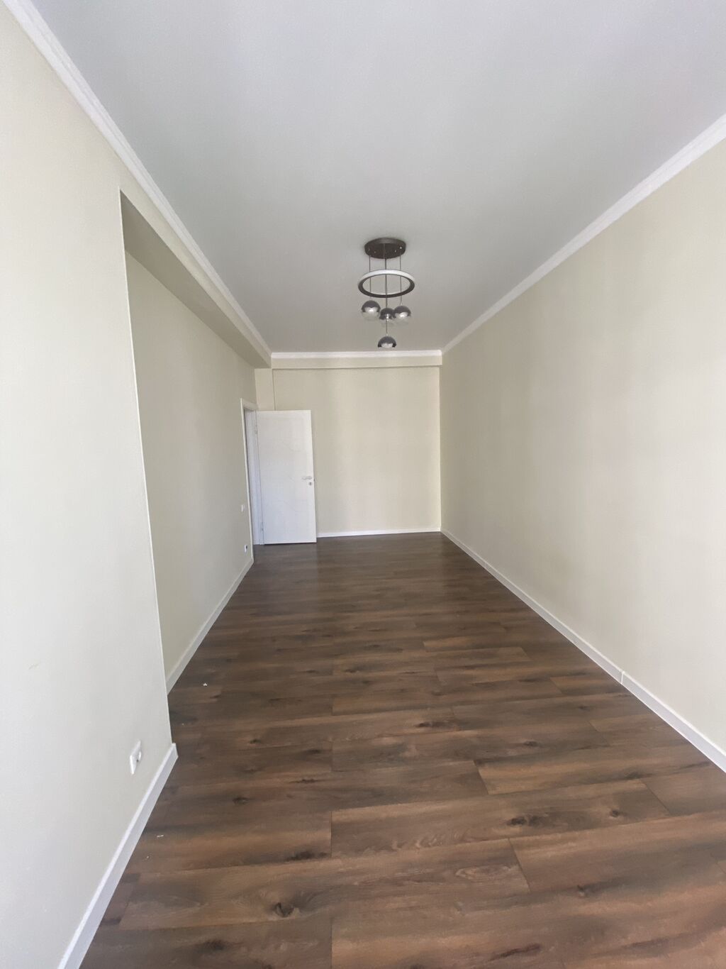 3 комнаты, 99 м², Золотой квадрат Элитка, 6 этаж, Старый ремонт: фото 3