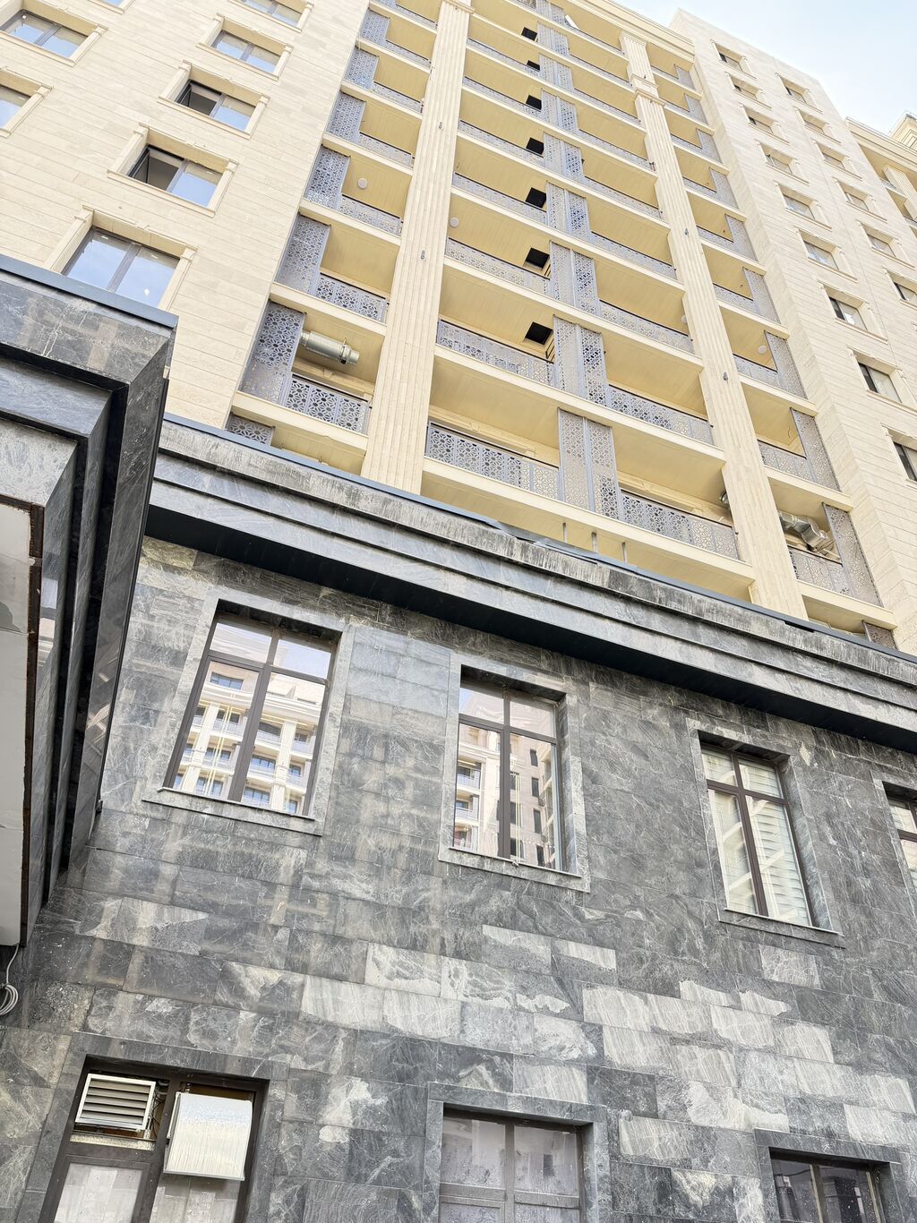3 комнаты, 107 м², Элитка, 13 этаж, ПСО (под самоотделку)