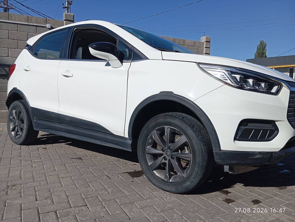 BYD Yuan Pro: 2020 г., 2 л, Автомат, Электромобиль, Кроссовер: фото 4