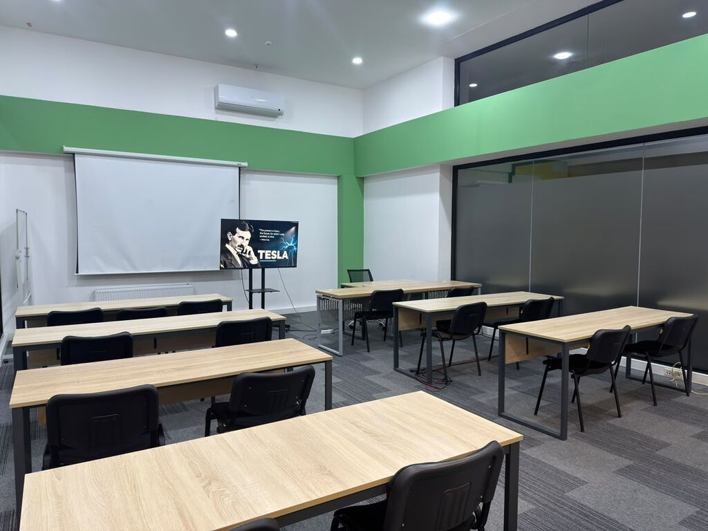 XƏTAİ m. / PARK AZURE - TAM HAZIR TƏLİM VƏ OFİS OTAĞI İCARƏYƏ VERİLİR