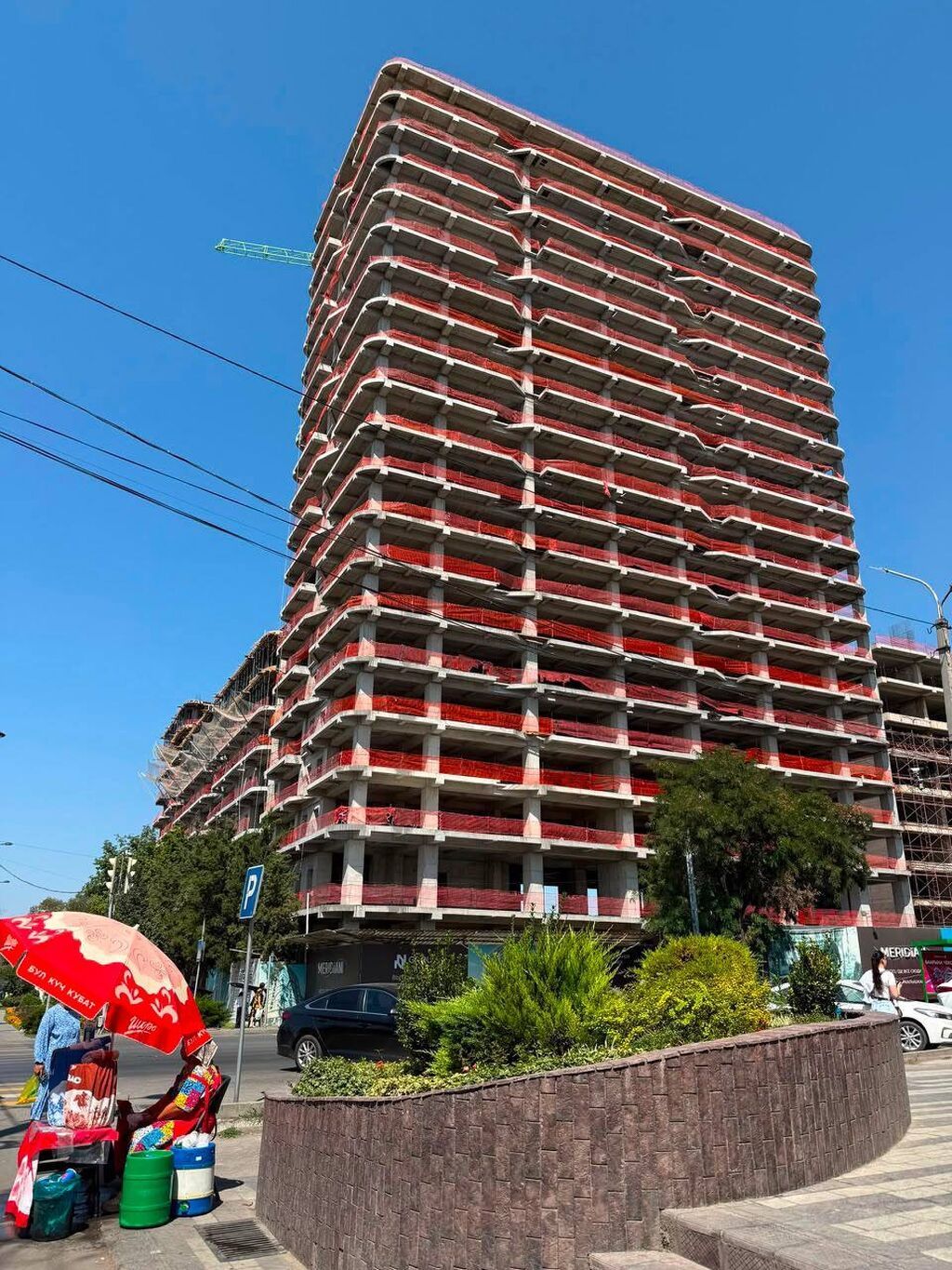 3 комнаты, 110 м², 8 мкр Элитка, 3 этаж, ПСО (под самоотделку): фото 1