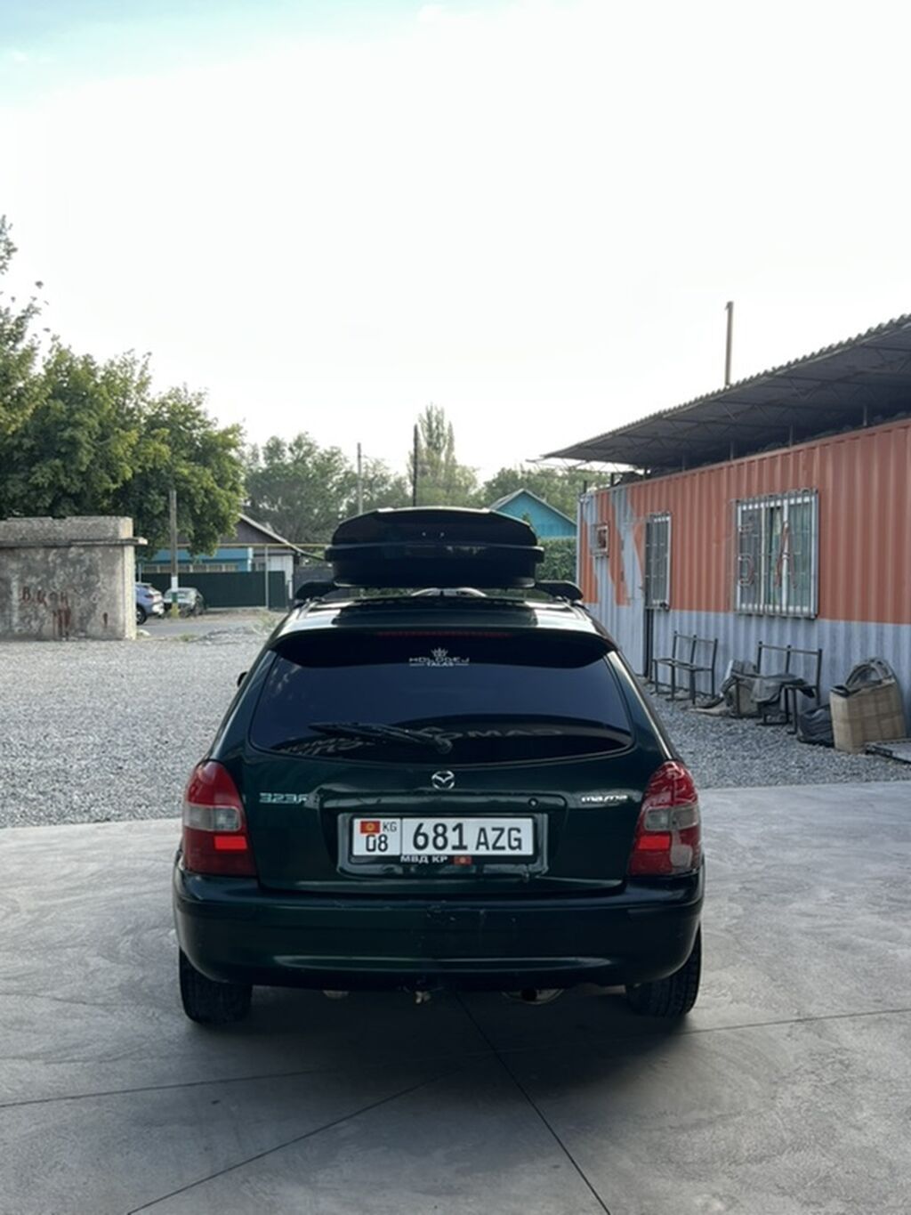 Mazda 323: 1999 г., 1.6 л, Механика, Бензин, Универсал: фото 4