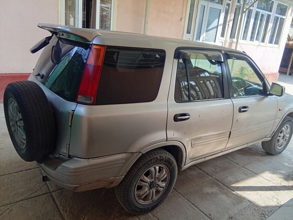 Honda CR-V: 1996 г., 2 л, Автомат, Бензин, Кроссовер: фото 2