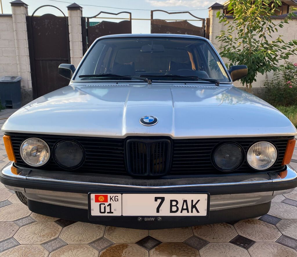 BMW 3 series: 1982 г., 2 л, Механика, Бензин, Купе: фото 2