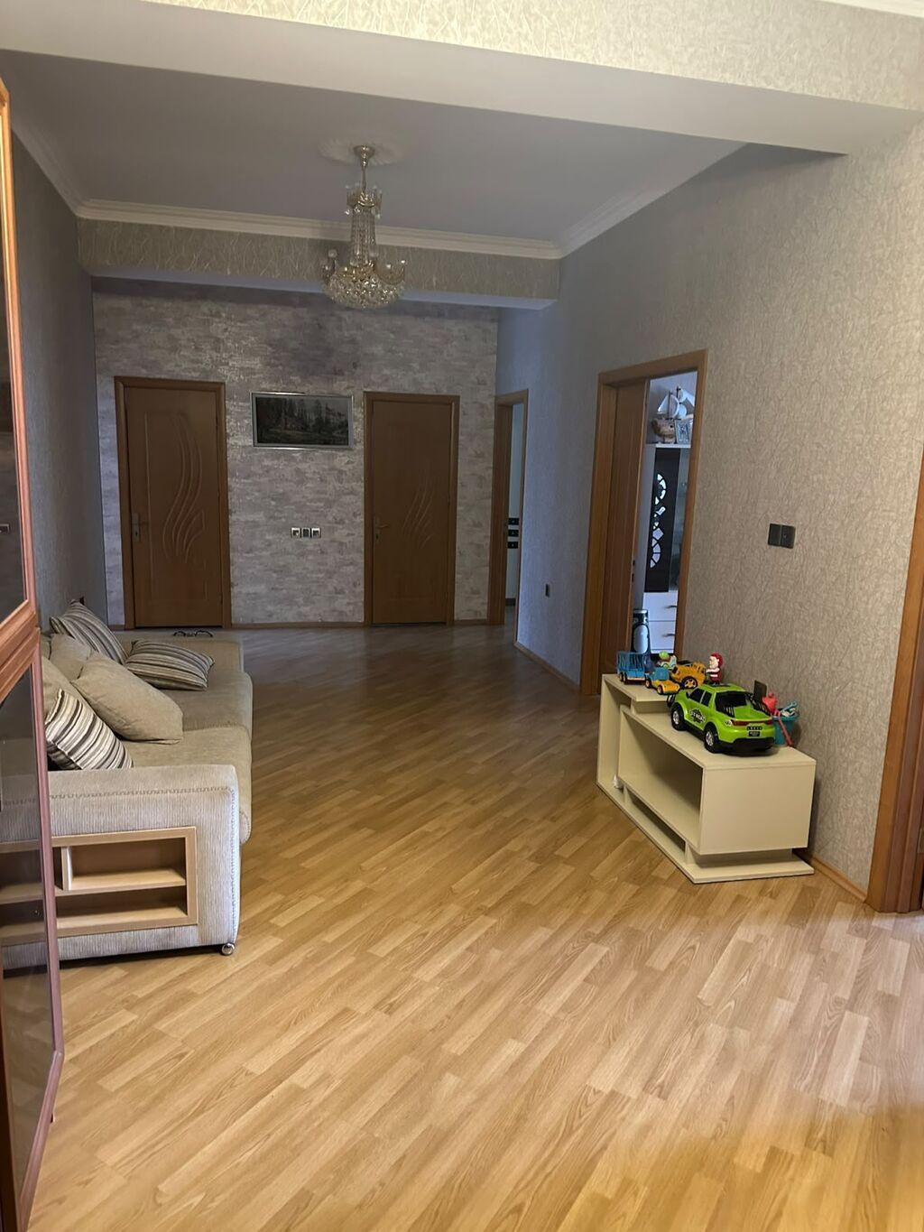 Bakıxanov qəs., 3 otaqlı, Yeni tikili, m. Neftçilər, 126 kv. m