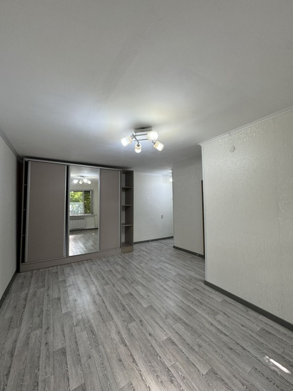 1 комната, 30 м², ул. Ахунбаева / Малдыбаева Хрущевка, 1 этаж, Евроремонт: фото 3