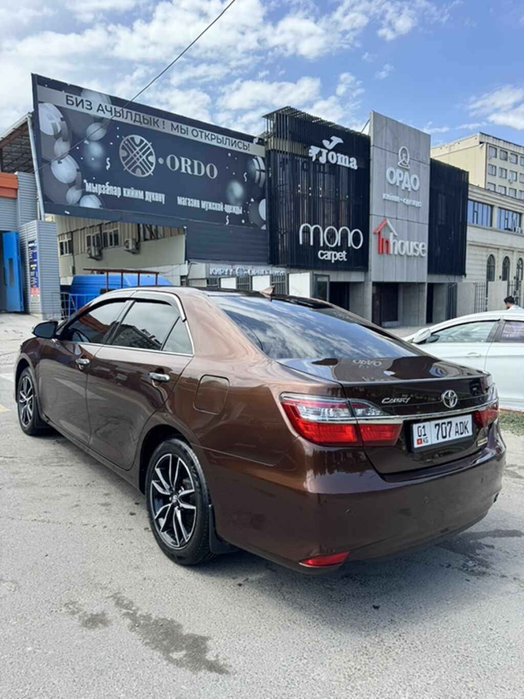 Toyota Camry: 2017 г., 2.5 л, Автомат, Бензин, Седан: фото 6