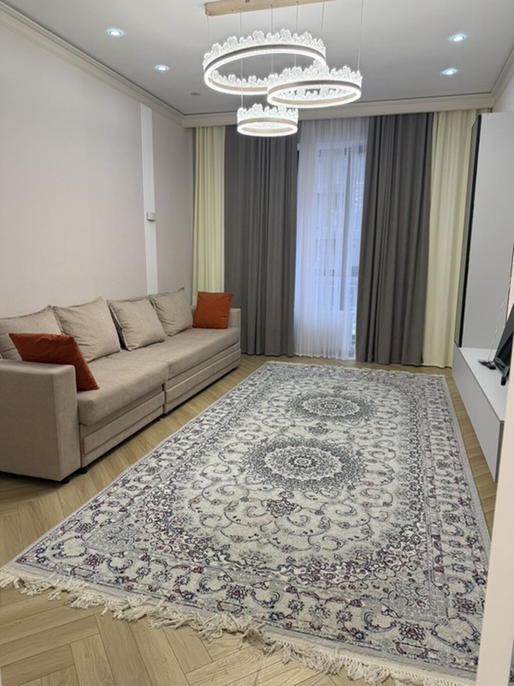 2 комнаты, 77 м², Асанбай мкр Элитка, 2 этаж, Евроремонт: фото 2