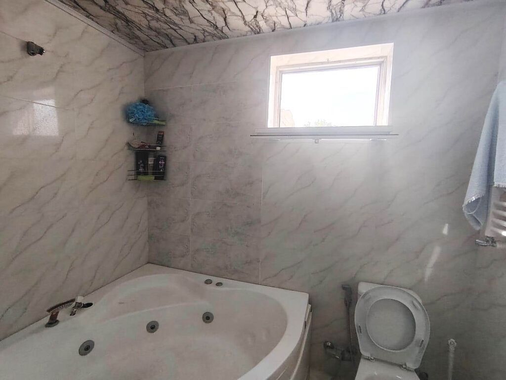 2 otaqlı, 82 kv. m, Yeni təmirli