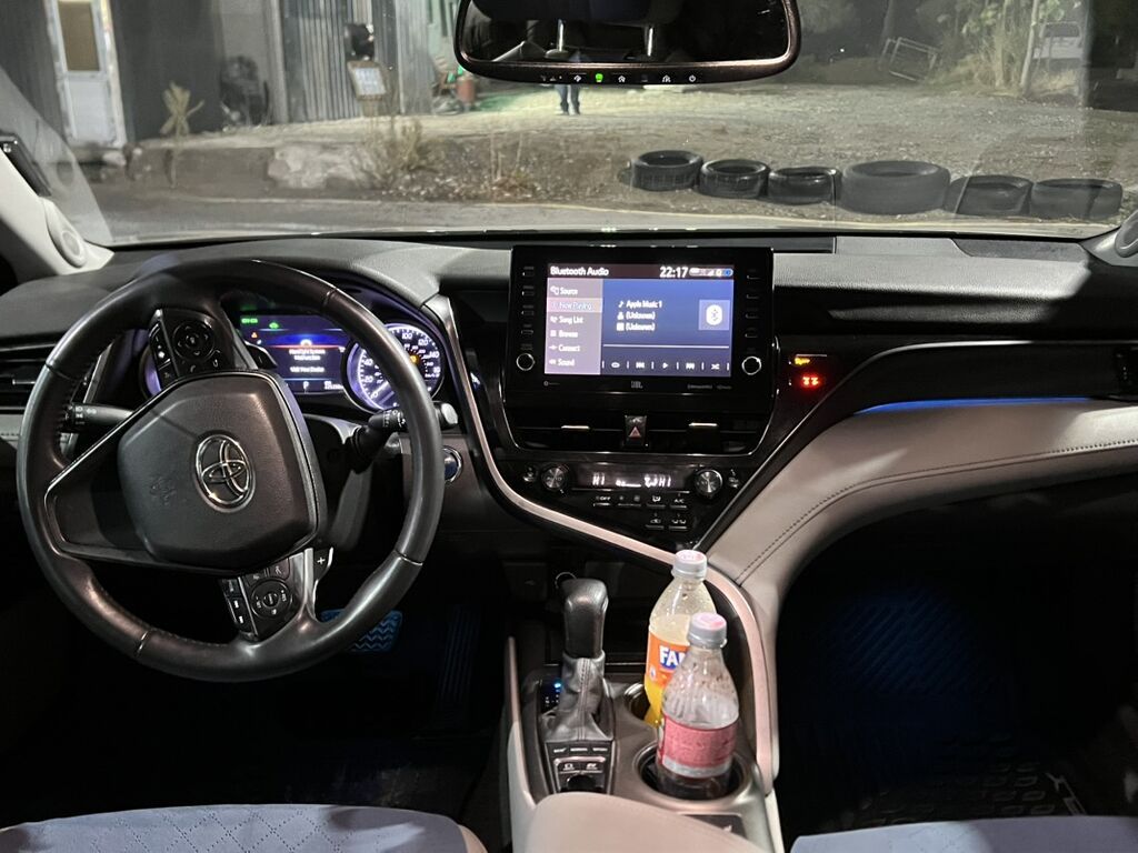 Toyota Camry: 2020 г., Гибрид, Седан: фото 5