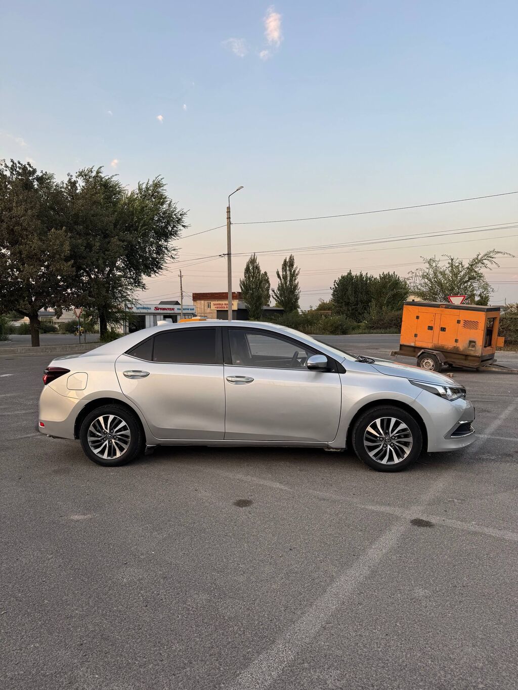Toyota Corolla: 2020 г., 1.8 л, Вариатор, Газ, Седан: фото 4