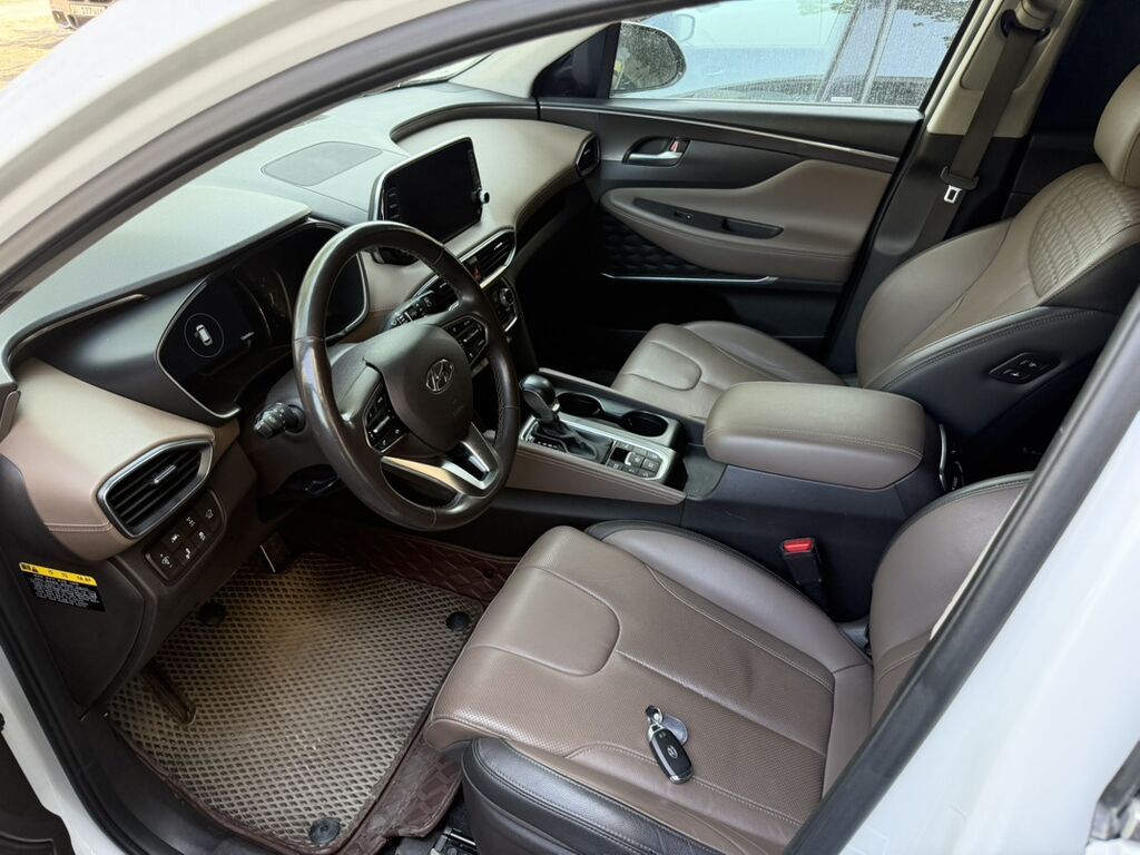 Hyundai Santa Fe: 2018 г., 2.2 л, Автомат, Дизель, Кроссовер: фото 5