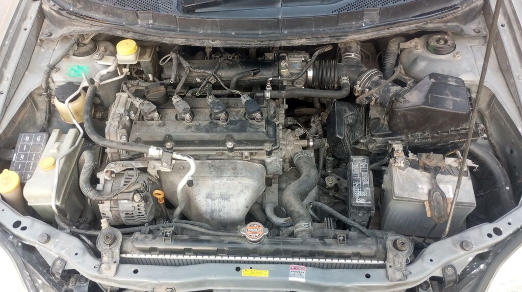 Nissan Primera: 2004 г., 2 л, Автомат, Бензин, Седан: фото 2