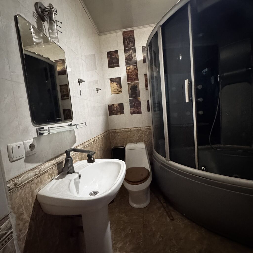 4 комнаты, 120 м², Дордой Плаза ТРЦ Элитка, 5 этаж, Старый ремонт: фото 3