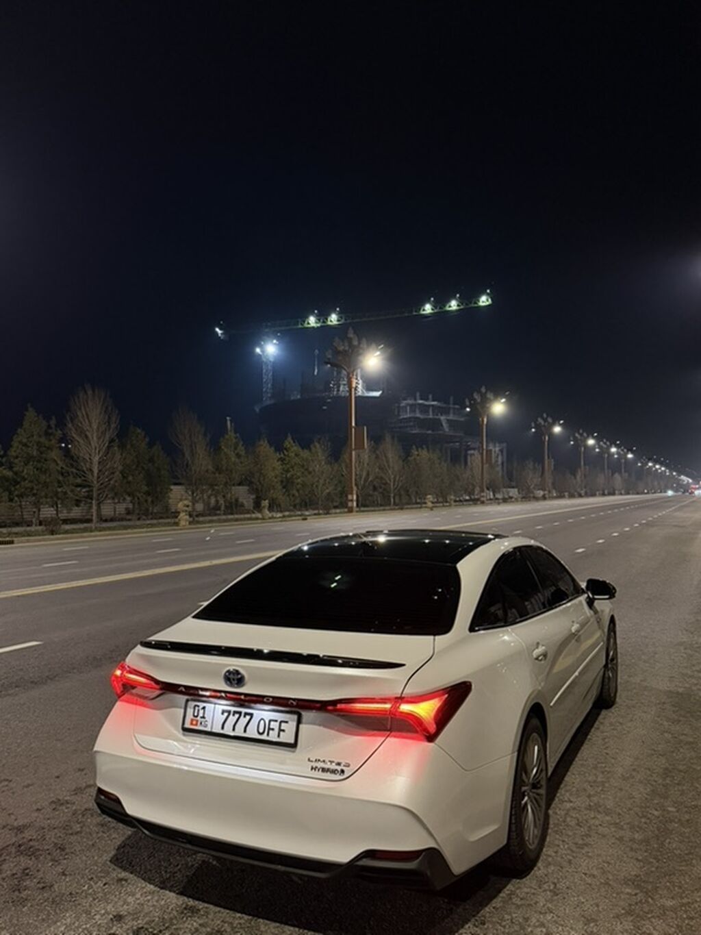 Toyota Avalon: 2018 г., Вариатор, Гибрид, Седан: фото 3