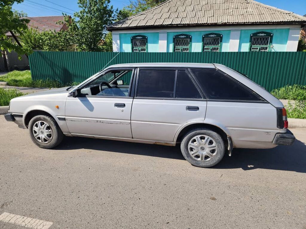 Nissan : 1986 г., Механика, Дизель, Универсал: фото 7