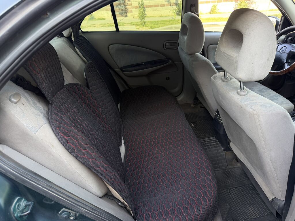 Nissan Almera: 2000 г., 1.8 л, Механика, Бензин, Седан: фото 6